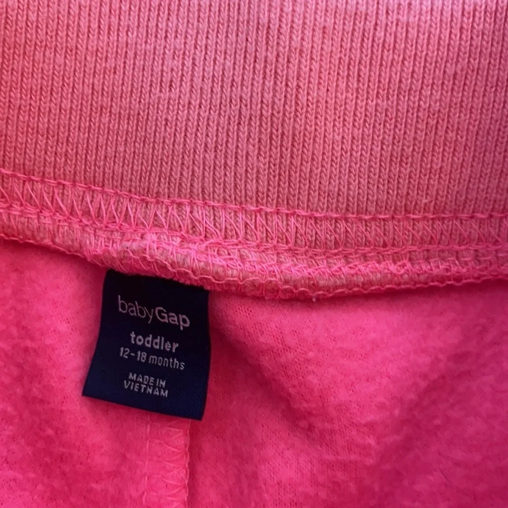 Gap pants and‎ hoodie hot pink